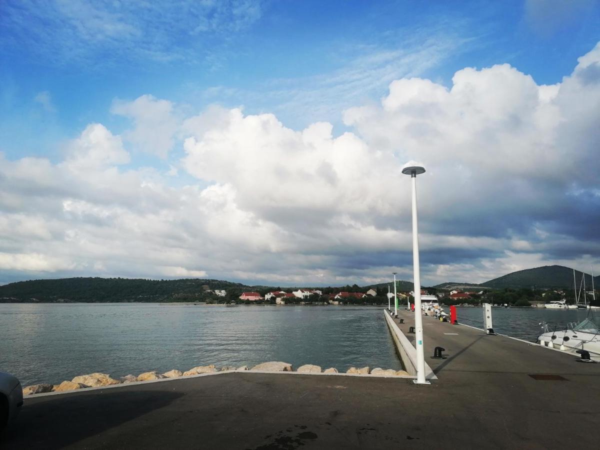 Arija Apartment Bilice Luaran gambar